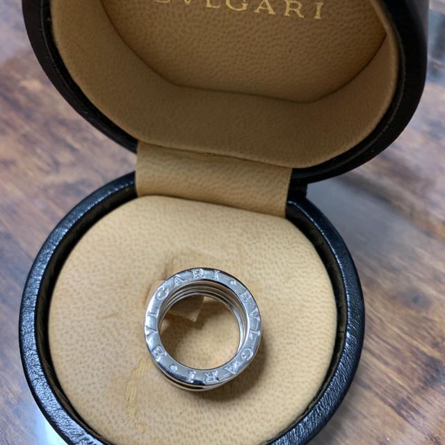 BVLGARI(ブルガリ)のブルガリ B−ZERO1  リングWG４バンド   レディースのアクセサリー(リング(指輪))の商品写真