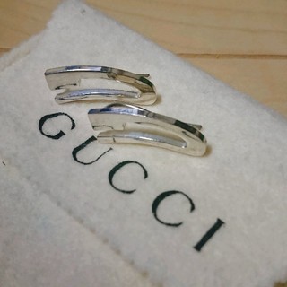 グッチ(Gucci)のGUCCI グッチ 変形 G ピアス フック 925 シルバー silver(ピアス)