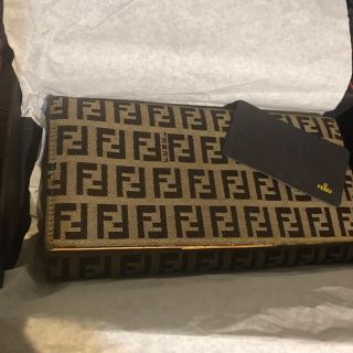 フェンディ(FENDI)のFENDI 長財布(財布)