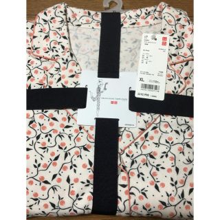 ユニクロ(UNIQLO)のユニクロ プリンセスタムタム フランネル パジャマ XLサイズ／ピンク 花 新品(パジャマ)