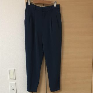 ユニクロ(UNIQLO)のユニクロ テーパードパンツ(カジュアルパンツ)