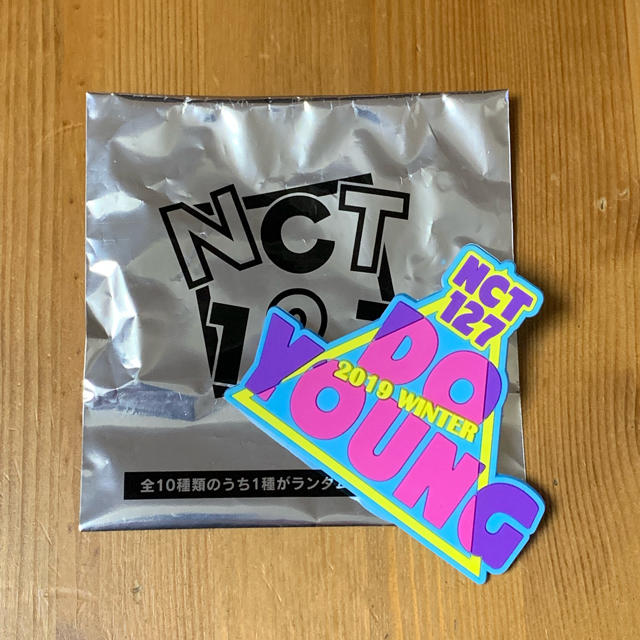 NCT ラバーバッジ エンタメ/ホビーのタレントグッズ(アイドルグッズ)の商品写真