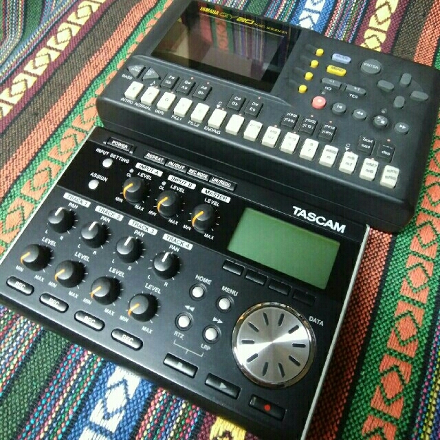 【TASCAM】DP-004 ポータブル 4トラック デジタルポケットスタジオ