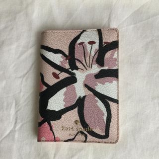 ケイトスペードニューヨーク(kate spade new york)のケイトスペード  パスポートケース(旅行用品)