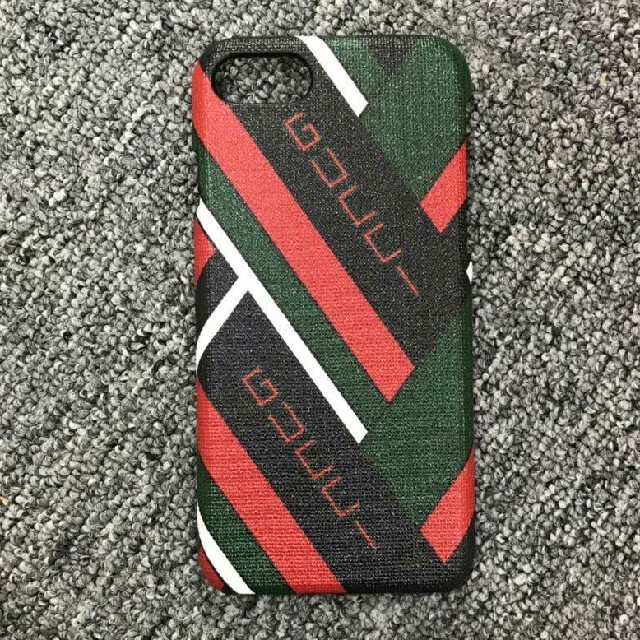 Gucci - I7 ケース  グッチの通販 by ナツミ's shop｜グッチならラクマ