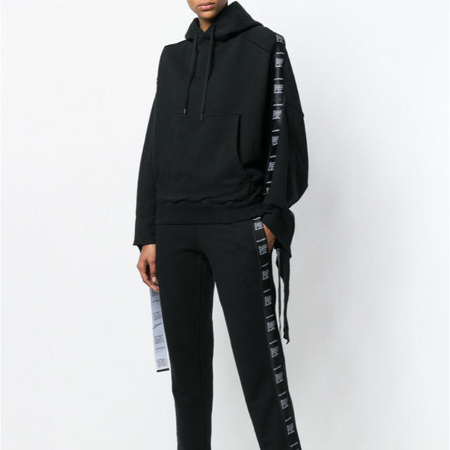 Balenciaga(バレンシアガ)のVETEMENTS Tape hoodie  レディースのトップス(パーカー)の商品写真