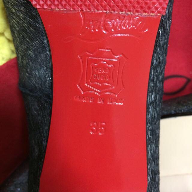 Christian Louboutin(クリスチャンルブタン)のルブタンヒール（ハラコ） レディースの靴/シューズ(ハイヒール/パンプス)の商品写真