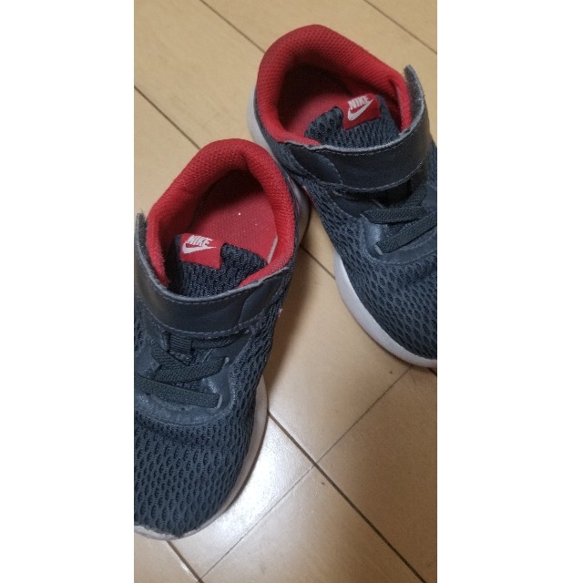 NIKE(ナイキ)のNIKEシューズ キッズ/ベビー/マタニティのベビー靴/シューズ(~14cm)(スニーカー)の商品写真