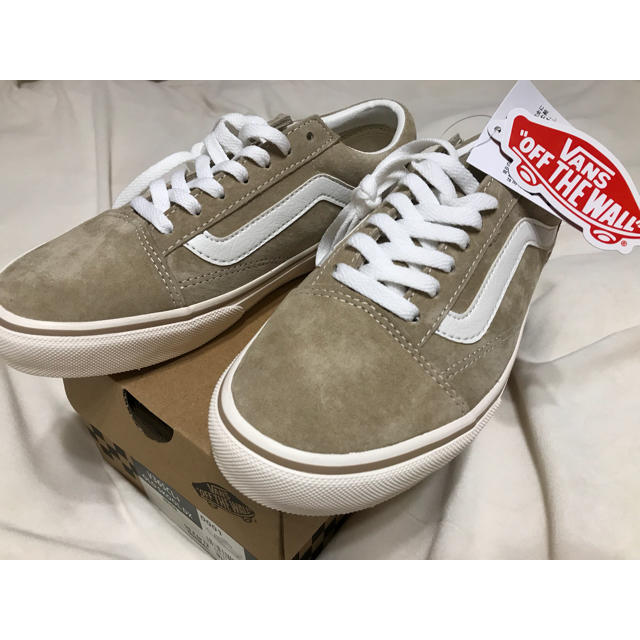 VANS(ヴァンズ)のOLD SKOOL ベージュ 24cm レディースの靴/シューズ(スニーカー)の商品写真