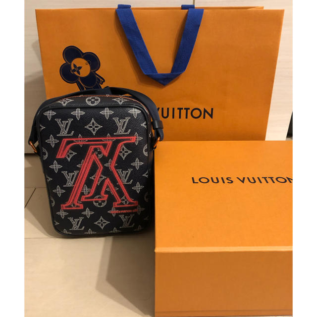 louisvuitton ダヌーヴ upsidedown アップサイドダウン