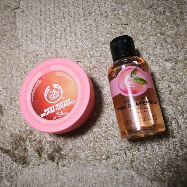 THE BODY SHOP(ザボディショップ)のボディーショップ THE BODY SHOP ピンクグレープフルーツ コスメ/美容のボディケア(ボディクリーム)の商品写真