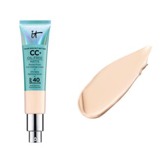 セフォラ(Sephora)のIt cosmetics ファンデーション オイルフリー light(ファンデーション)