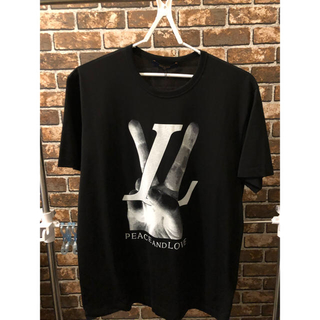 ルイヴィトン(LOUIS VUITTON)のlouisvuitton hand graphic logo tee(Tシャツ/カットソー(半袖/袖なし))