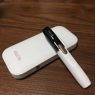 アイコス(IQOS)のアイコス IQOS 2.4plus ホワイト 美品 hit2(タバコグッズ)