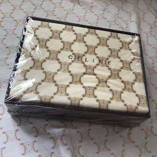 CELINE - ʚ꒰⑅新品セリーヌ毛布⑅꒱ɞの通販 by ✿ 𝕋𝕙𝕒𝕟𝕜 CELINE - ʚ꒰⑅新品セリーヌ毛布⑅꒱ɞの通販 by ✿ 𝕋𝕙𝕒𝕟𝕜