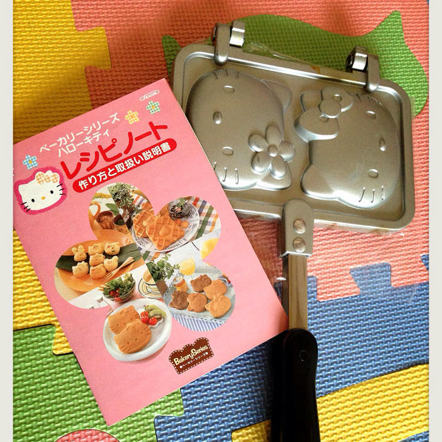 ハローキティ たい焼き　 レシピノート付き ハローキティ たい焼き レシピノート付き - メルカリ