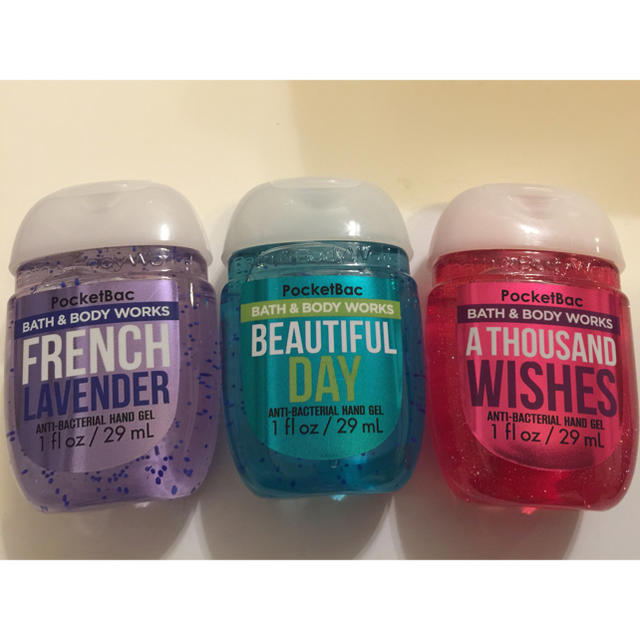 Bath & Body Works(バスアンドボディーワークス)の【未使用★日本未発売】Bath & Body Works*抗菌ハンドジェル コスメ/美容のボディケア(ボディソープ/石鹸)の商品写真