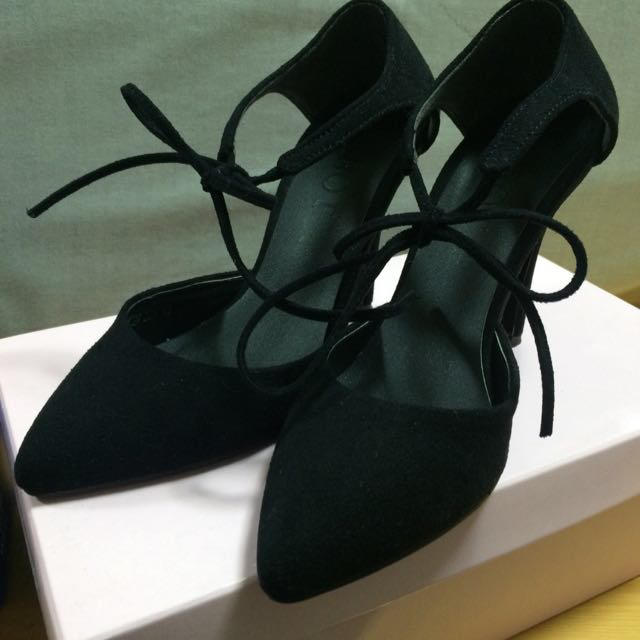 ノーブランド✩⃛黒アンクルリボンパンプス レディースの靴/シューズ(ハイヒール/パンプス)の商品写真