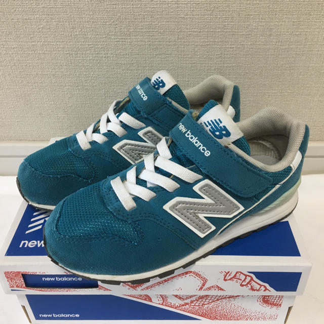 New Balance(ニューバランス)のニューバランス KV996 ハイドロブルー 18.5㎝ キッズ/ベビー/マタニティのキッズ靴/シューズ(15cm~)(スニーカー)の商品写真