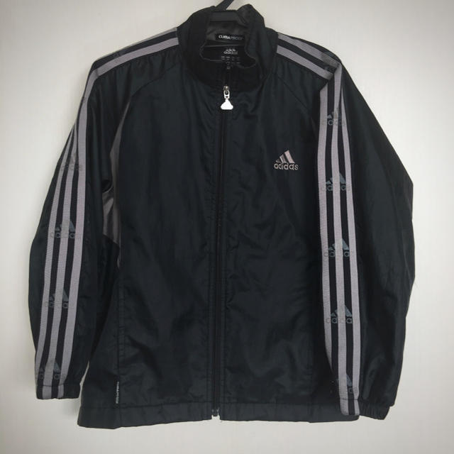 adidas(アディダス)の値下げ！adidas アディダス ジャンパー 130 キッズ/ベビー/マタニティのキッズ服男の子用(90cm~)(ジャケット/上着)の商品写真