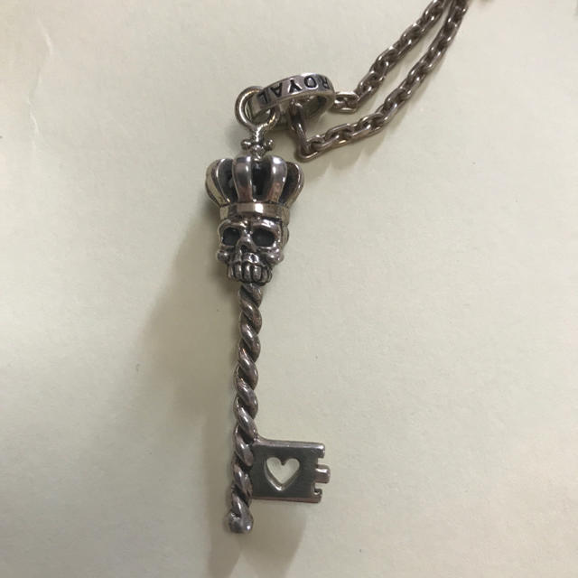 ROYALORDER(ロイヤルオーダー)のロイヤルオーダー スカルネックレス メンズのアクセサリー(ネックレス)の商品写真