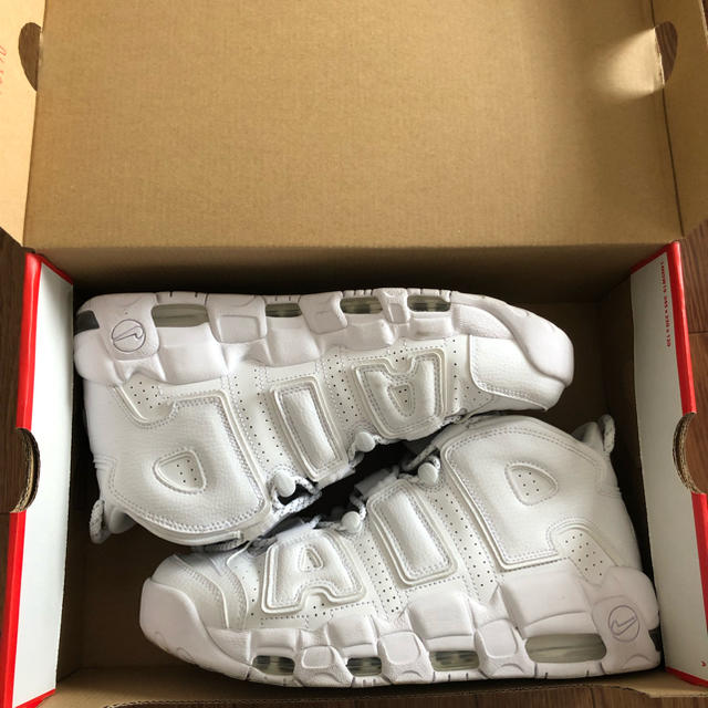 NIKE(ナイキ)のナイキエア モア アップテンポ 96 WHITE ホワイト メンズの靴/シューズ(スニーカー)の商品写真