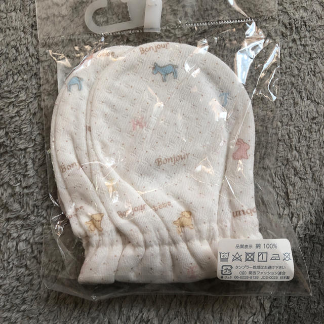 新品 未使用 ベビー ミトン キッズ/ベビー/マタニティのこども用ファッション小物(手袋)の商品写真