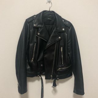 ザラ(ZARA)のzara ライダース(ライダースジャケット)