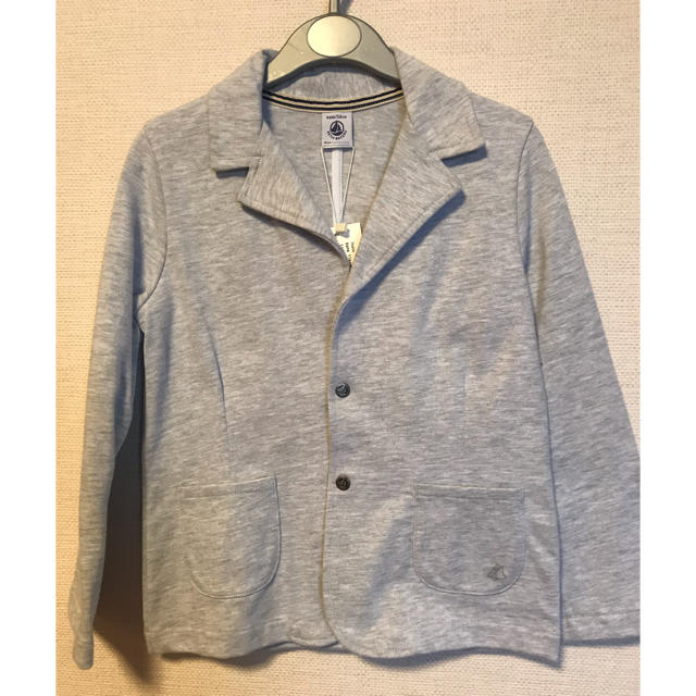 PETIT BATEAU(プチバトー)の新品 プチバトー 男の子 ジャケット キッズ/ベビー/マタニティのキッズ服男の子用(90cm~)(ジャケット/上着)の商品写真