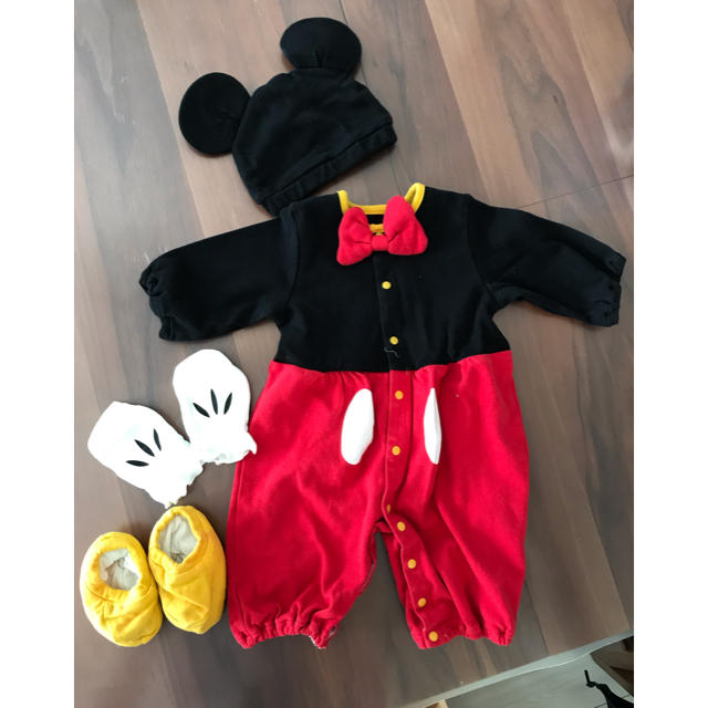 Disney(ディズニー)のミッキー ロンパース 50-70 キッズ/ベビー/マタニティのベビー服(~85cm)(ロンパース)の商品写真