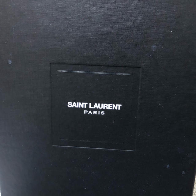 Saint Laurent(サンローラン)の値下げ交渉可能！レザーショートブーツ レディースの靴/シューズ(ブーツ)の商品写真