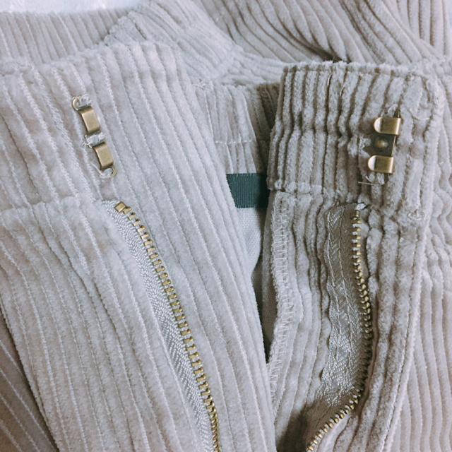 w closet(ダブルクローゼット)のWcloset コーデュロイタイトスカート レディースのスカート(ひざ丈スカート)の商品写真