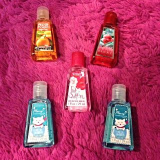 バスアンドボディーワークス(Bath & Body Works)のハワイ購入☆フレグランス除菌ジェル(香水(女性用))