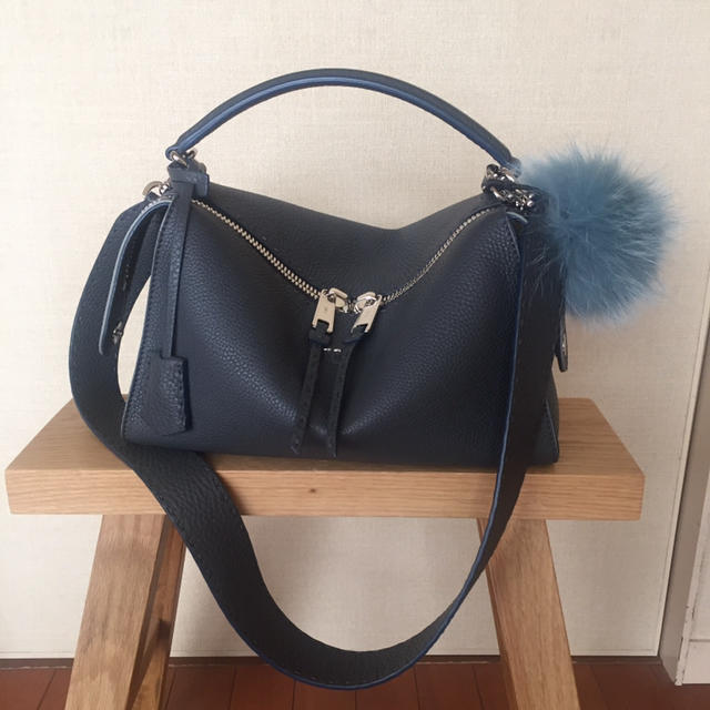 今なら5%OFF 美品☆FENDI フェンディ セレリア レイ - ハンドバッグ