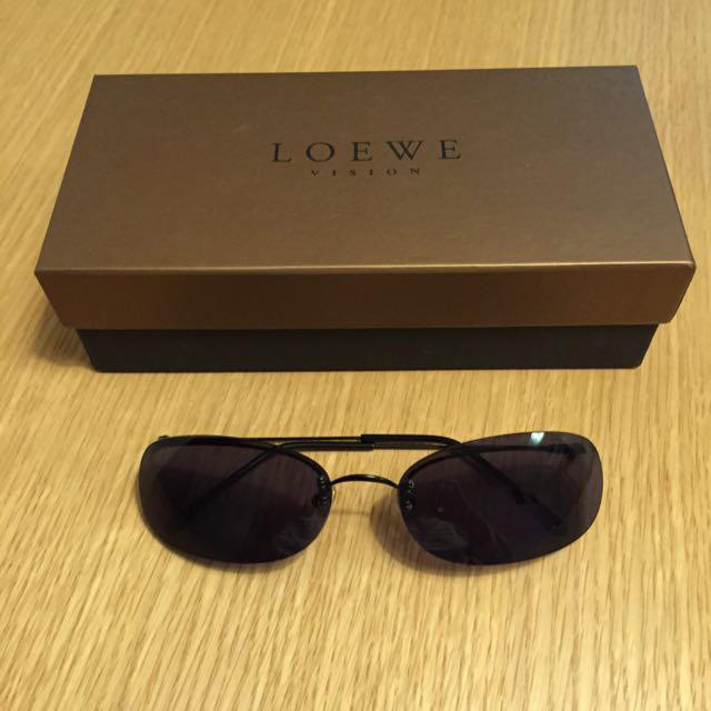 LOEWE(ロエベ)のロエベ サングラス レディースのファッション小物(サングラス/メガネ)の商品写真