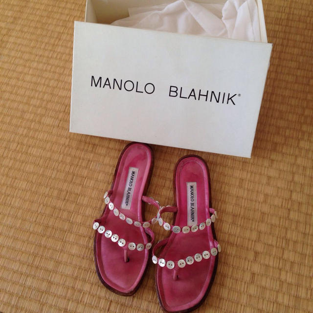 MANOLO BLAHNIK(マノロブラニク)のマノロブラニク♡フラットサンダル♪ レディースの靴/シューズ(サンダル)の商品写真