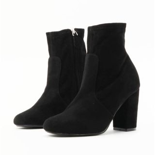 スライ(SLY)の【今月中に削除】 SLY LEATHER FITED SHORT BOOTS(ブーツ)