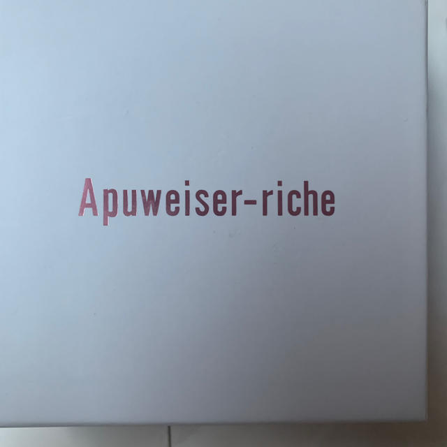 Apuweiser-riche(アプワイザーリッシェ)のapuweiser-richeワイヤレスイヤホン スマホ/家電/カメラのオーディオ機器(ヘッドフォン/イヤフォン)の商品写真