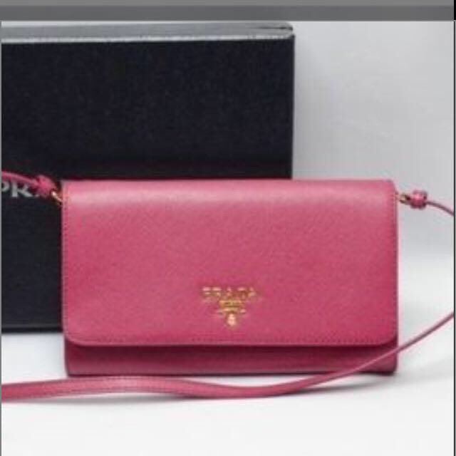 PRADA(プラダ)の午前中限定お値下げ PRADAショルダー レディースのバッグ(ショルダーバッグ)の商品写真