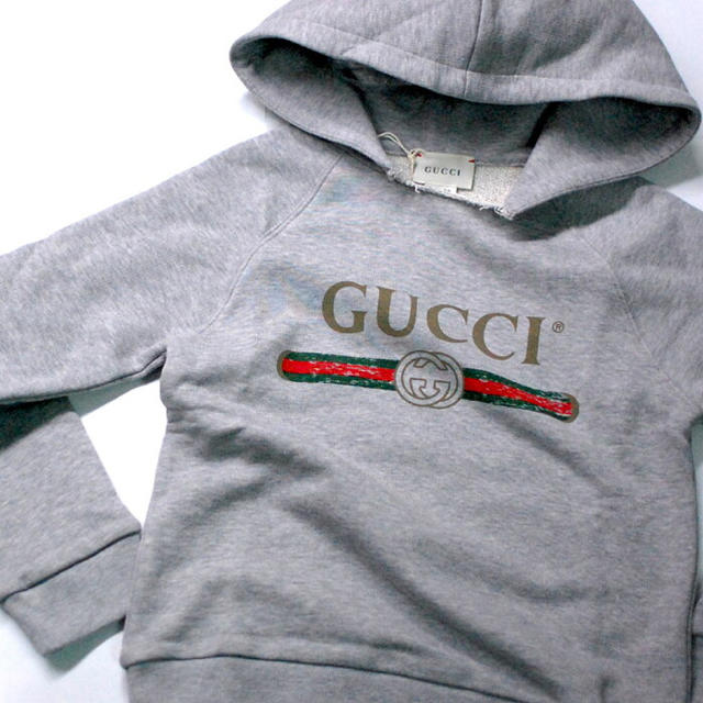 Gucci(グッチ)のGUCCI スウェット パーカー グッチ キッズ！新品 キッズ/ベビー/マタニティのこども用ファッション小物(その他)の商品写真