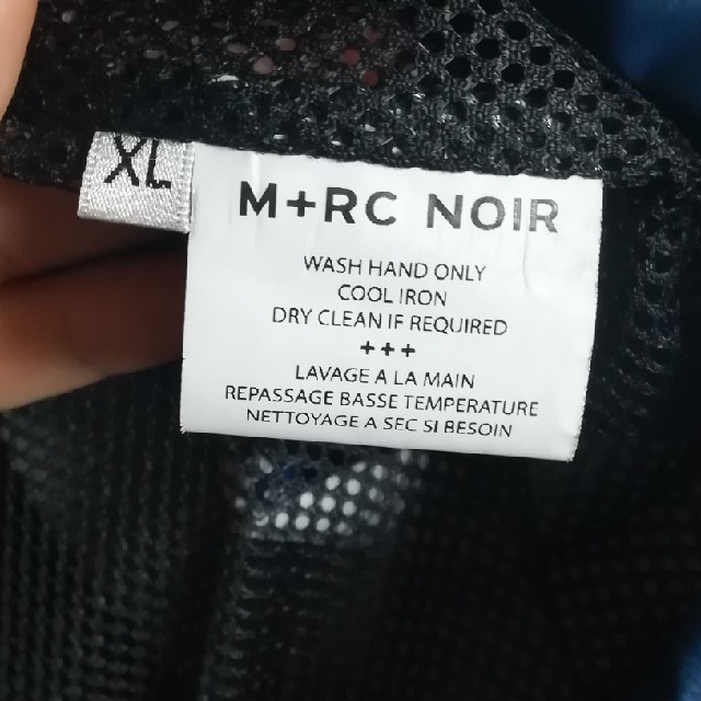 M+RC NOIR Blue Extra Storm Jacket XL メンズのジャケット/アウター(ナイロンジャケット)の商品写真