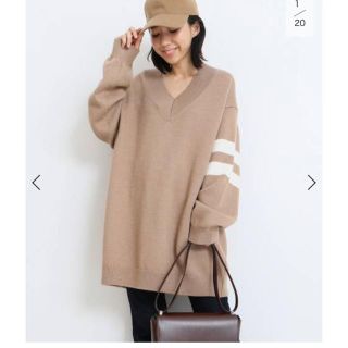 ドゥーズィエムクラス(DEUXIEME CLASSE)の未使用タグ付き☆ドゥーズィエムクラス OVERSIZED Vネックセーター(ニット/セーター)