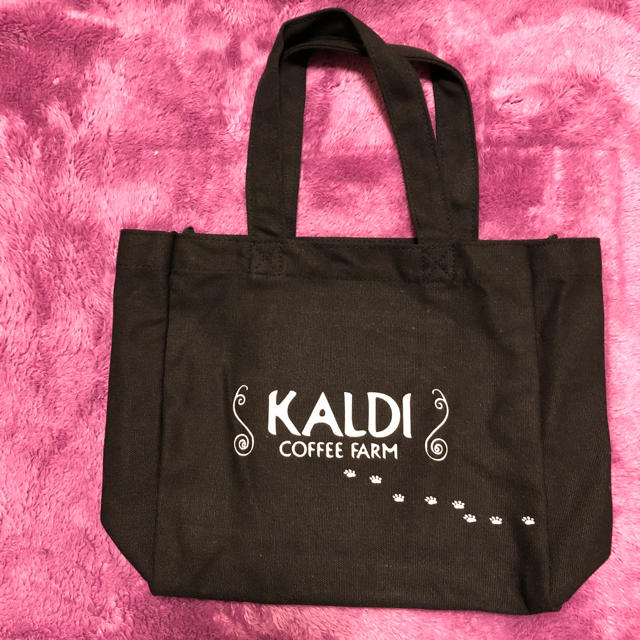 KALDI(カルディ)のネコの日バッグ カルディ 猫の日 2018 猫の日バッグ レディースのバッグ(トートバッグ)の商品写真