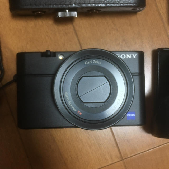 SONY デジタルカメラ DSC-RX100 本体 純正カバー他付き - コンパクト