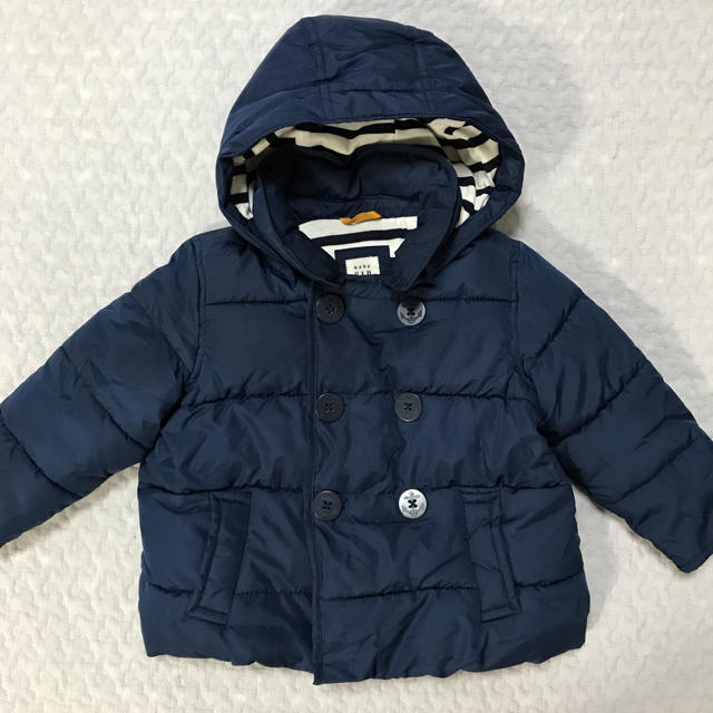 babyGAP(ベビーギャップ)のbabyGAP 90 中綿コート  キッズ/ベビー/マタニティのキッズ服男の子用(90cm~)(コート)の商品写真