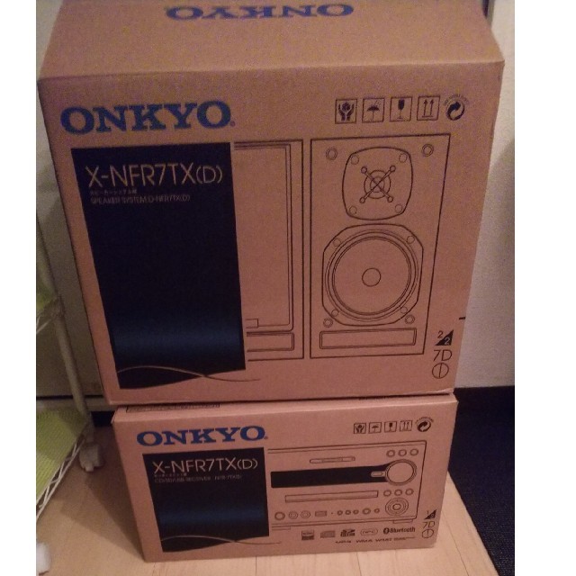 ONKYO(オンキヨー)のONKYO X-NFR7TX（D）ハイレゾ　コンポ　おまけ付 スマホ/家電/カメラのオーディオ機器(スピーカー)の商品写真