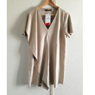 ザラ(ZARA)のセール！ZARA♡スエード調 Vネック ワンピース♡ベージュ(ミニワンピース)