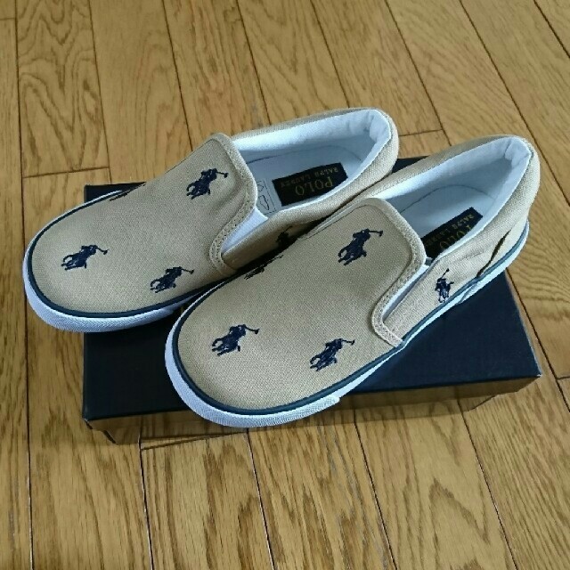 POLO RALPH LAUREN(ポロラルフローレン)の新品！ラルフローレン デッキシューズ21.9 キッズ/ベビー/マタニティのベビー靴/シューズ(~14cm)(スニーカー)の商品写真