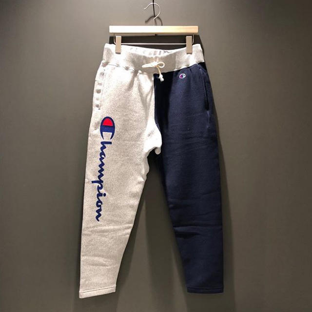 BEAMS(ビームス)のbeams x champion 別注 ビッククレイジースウェットパンツ S メンズのパンツ(その他)の商品写真