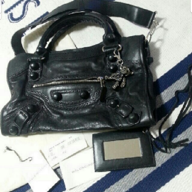 BALENCIAGA バッグ 確実正規品 ブラック - natuvia.cr
